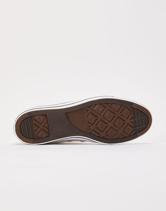 Classic Chuck Taylor All-Star High Top Sneakers - Timeless Style and Comfort